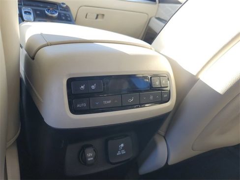 Used 2021 Hyundai Palisade Calligraphy image 10