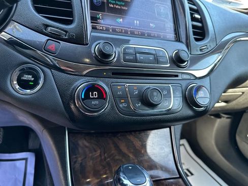 Used 2014 Chevrolet Impala LTZ FWD image 17