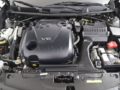 Used 2016 Nissan Maxima SR image 36