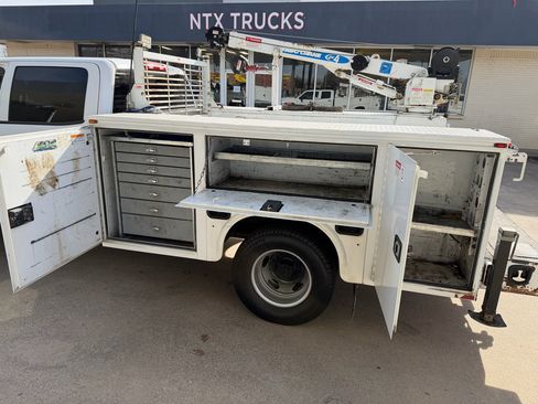 Used 2019 GMC Sierra 3500 4x4 Crew Cab w/ Sierra Convenience Package image 42