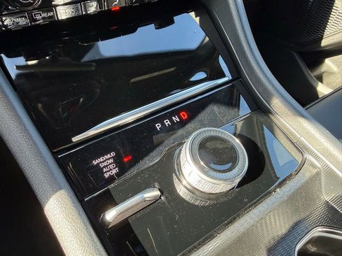 New 2025 Jeep Grand Cherokee L Limited w/ Trailer Tow Package image 4