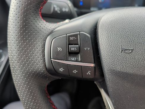 Used 2025 Ford Escape ST-Line FWD image 10