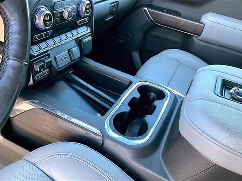 Used 2019 GMC Sierra 1500 SLT w/ SLT Premium Plus Package image 14