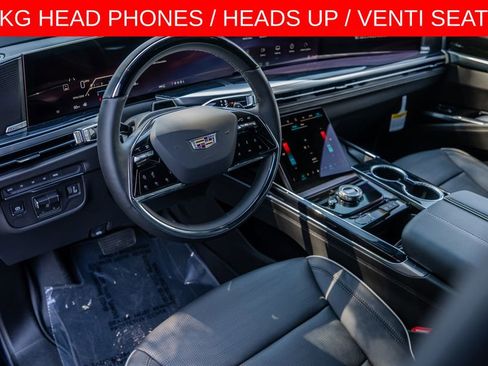 Used 2026 Cadillac Escalade ESV Sport w/ LPO, ONYX Package image 4