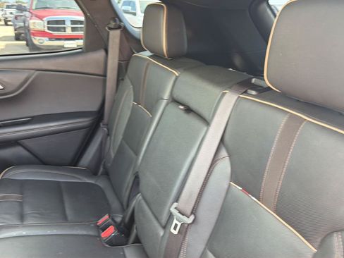 Used 2022 Chevrolet Blazer Premier FWD image 21