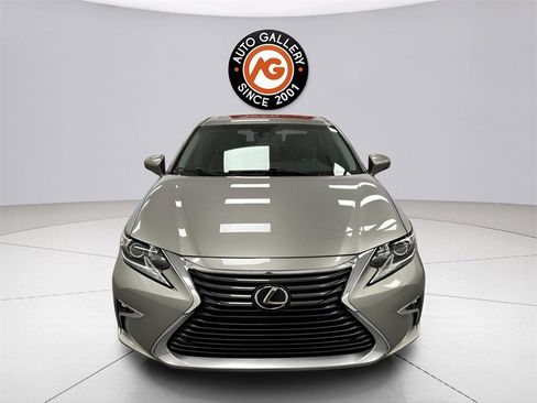 Used 2018 Lexus ES 350 image 2