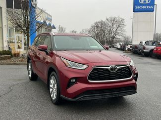Used 2020 Toyota Highlander Limited video 1