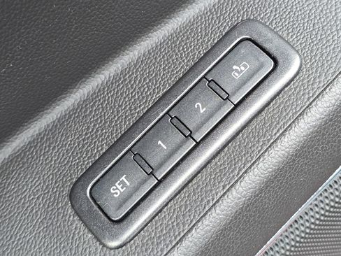 Used 2016 Chevrolet Tahoe LT w/ Luxury Package image 20