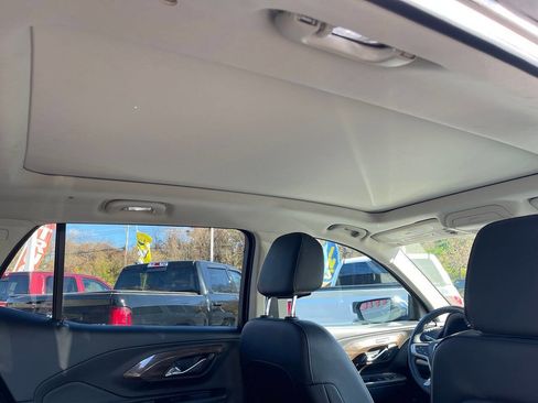 Used 2019 GMC Terrain Denali w/ Comfort Package image 34