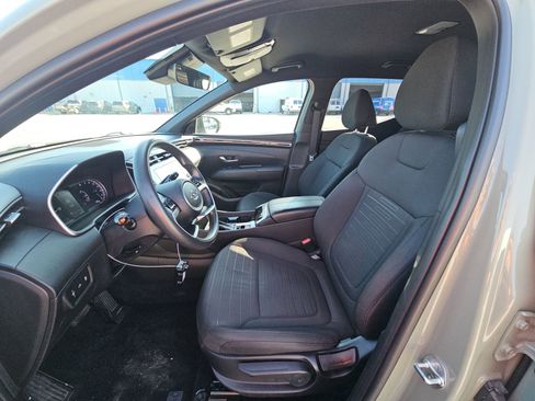 Used 2023 Hyundai Santa Cruz SE image 8