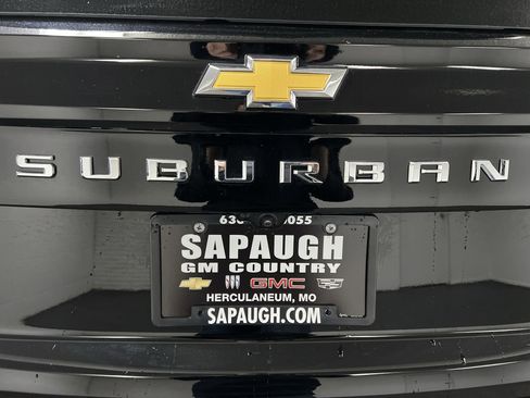 New 2025 Chevrolet Suburban Premier image 67