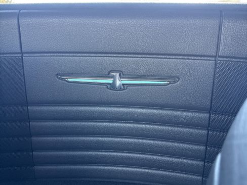 Used 2002 Ford Thunderbird RWD image 19