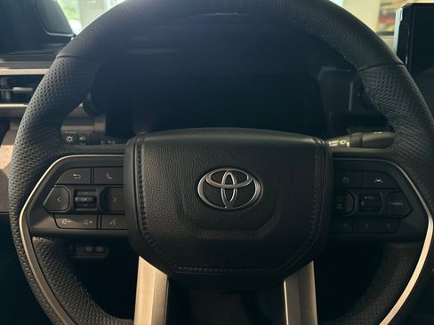 New 2025 Toyota Tacoma Trailhunter image 25