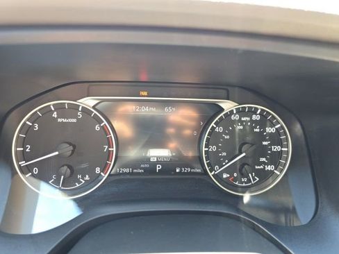 Used 2025 Nissan Rogue SV w/ SV Premium Package AWD/4WD image 19