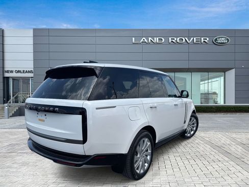 New 2025 Land Rover Range Rover SE image 5