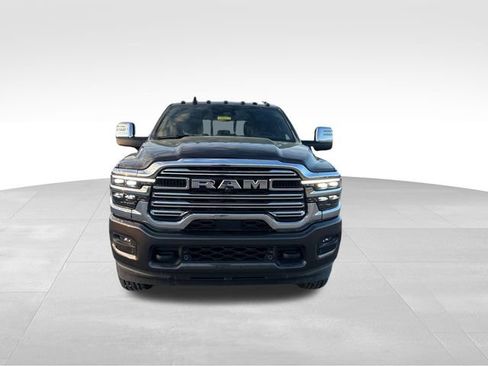 Used 2025 RAM 3500 Laramie image 8