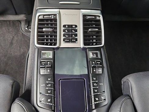 Used 2014 Porsche Panamera 4S Executive AWD/4WD image 18