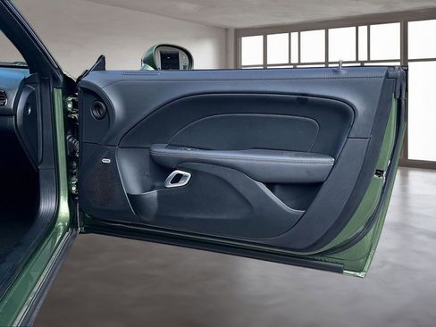 Used 2023 Dodge Challenger GT w/ Plus Package image 25