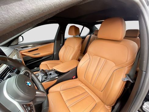 Used 2021 BMW M550i xDrive w/ Premium Package AWD/4WD image 23
