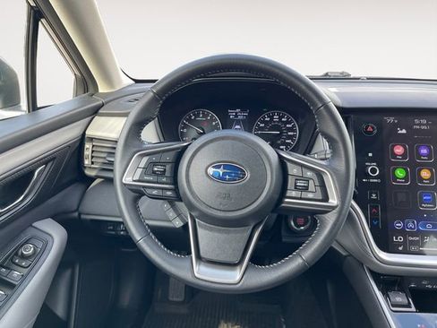 Used 2022 Subaru Outback Premium image 12