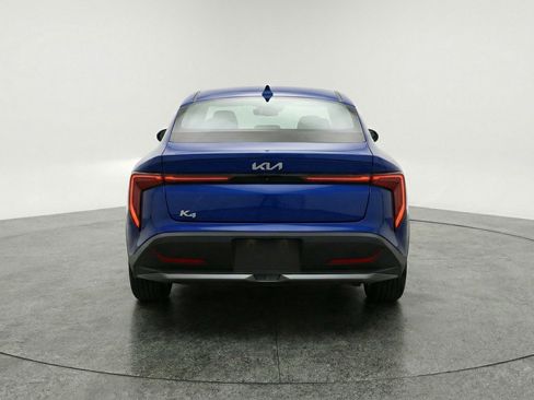 Used 2025 Kia K4 LXS image 7