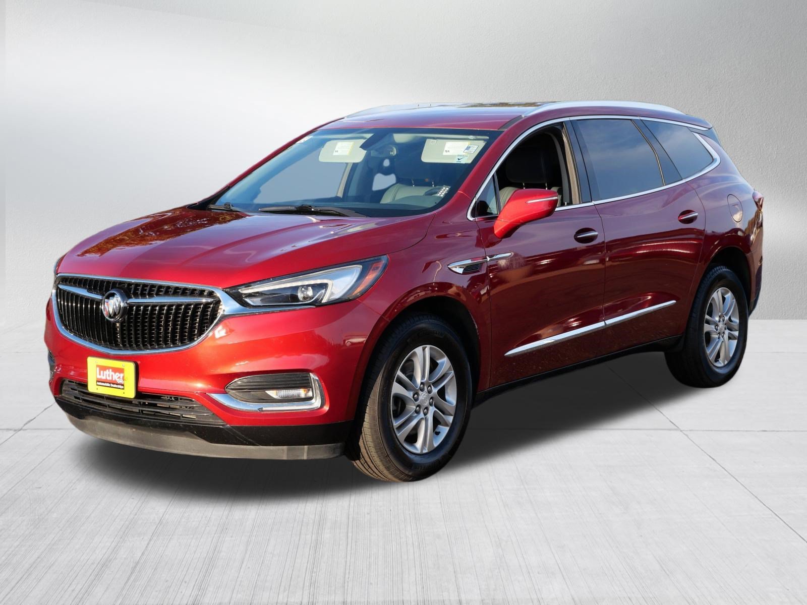 Used 2018 Buick Enclave Essence AWD/4WD image 3