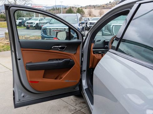 New 2026 Kia Sportage X-Line AWD/4WD image 16