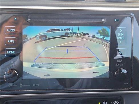 Used 2018 Toyota Corolla SE w/ SE Premium Package FWD image 12