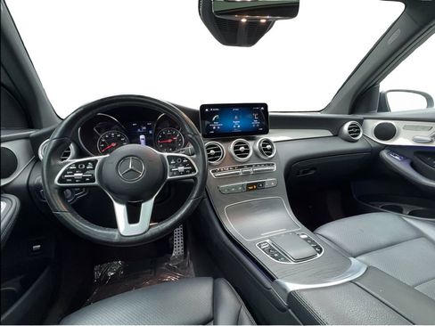 Used 2022 Mercedes-Benz GLC 300 image 32