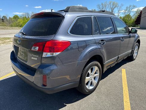 Used 2014 Subaru Outback 2.5i Limited AWD/4WD image 5