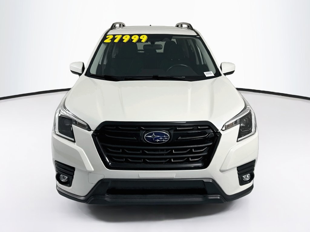 Used 2024 Subaru Forester Premium AWD/4WD image 2