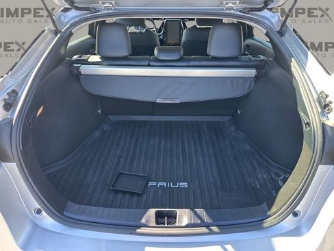 Used 2018 Toyota Prius Four image 29