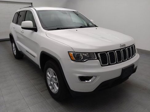 Used 2020 Jeep Grand Cherokee Laredo image 13