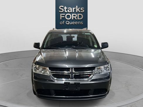 Used 2017 Dodge Journey SE image 2