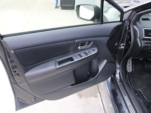 Used 2015 Subaru WRX image 17