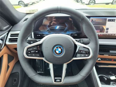 New 2025 BMW i4 eDrive40 w/ M Sport Package image 7