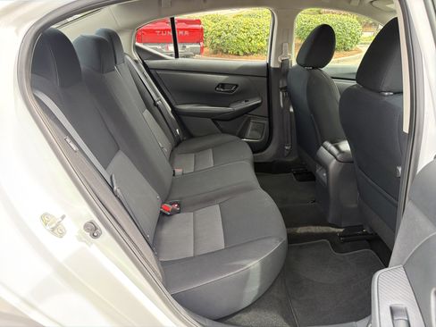 Used 2024 Nissan Sentra SV image 26