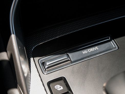 New 2026 MAZDA CX-90 Plug-In Hybrid w/ Premium Plus AWD/4WD image 23