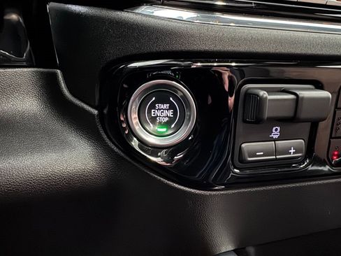 Certified 2024 Chevrolet Silverado 2500 High Country image 26