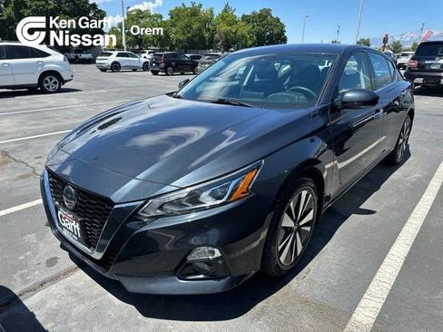 Used 2020 Nissan Altima 2.5 SV AWD/4WD image 1