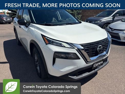 Used 2021 Nissan Rogue S AWD/4WD image 1