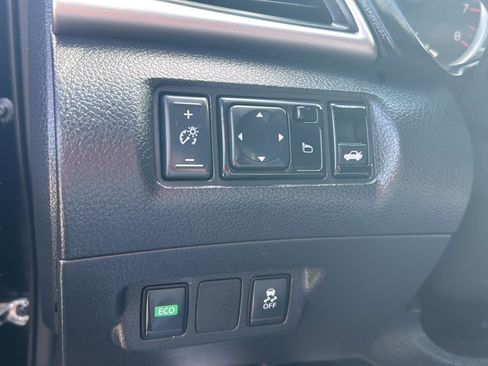 Used 2019 Nissan Sentra SV FWD image 15