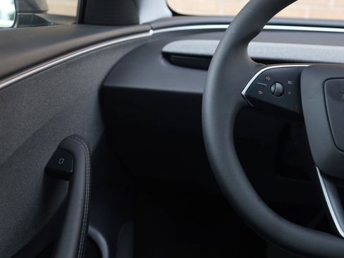 Used 2025 Tesla Model 3 Long Range RWD image 33