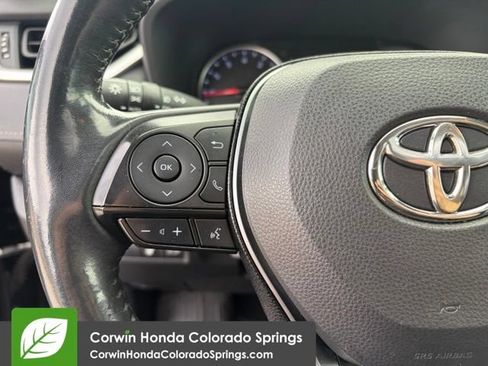 Used 2019 Toyota RAV4 XLE Premium w/ Cold Weather Package AWD/4WD image 30