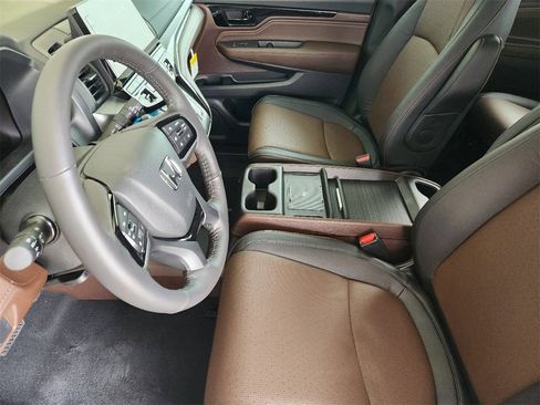 New 2026 Honda Odyssey Elite image 11