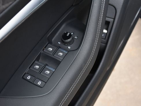 Used 2024 Audi A6 Premium Plus image 35