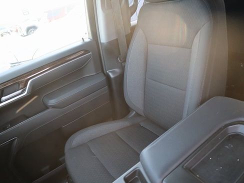 Used 2025 GMC Sierra 1500 Elevation image 24