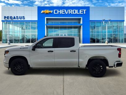 New 2026 Chevrolet Silverado 1500 Custom w/ LPO, Dark Essentials Package