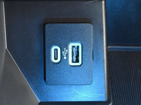 Used 2021 Ford F150 Lariat AWD/4WD image 18