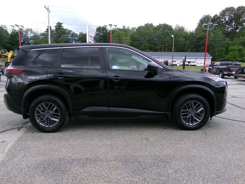 Used 2023 Nissan Rogue S FWD image 6